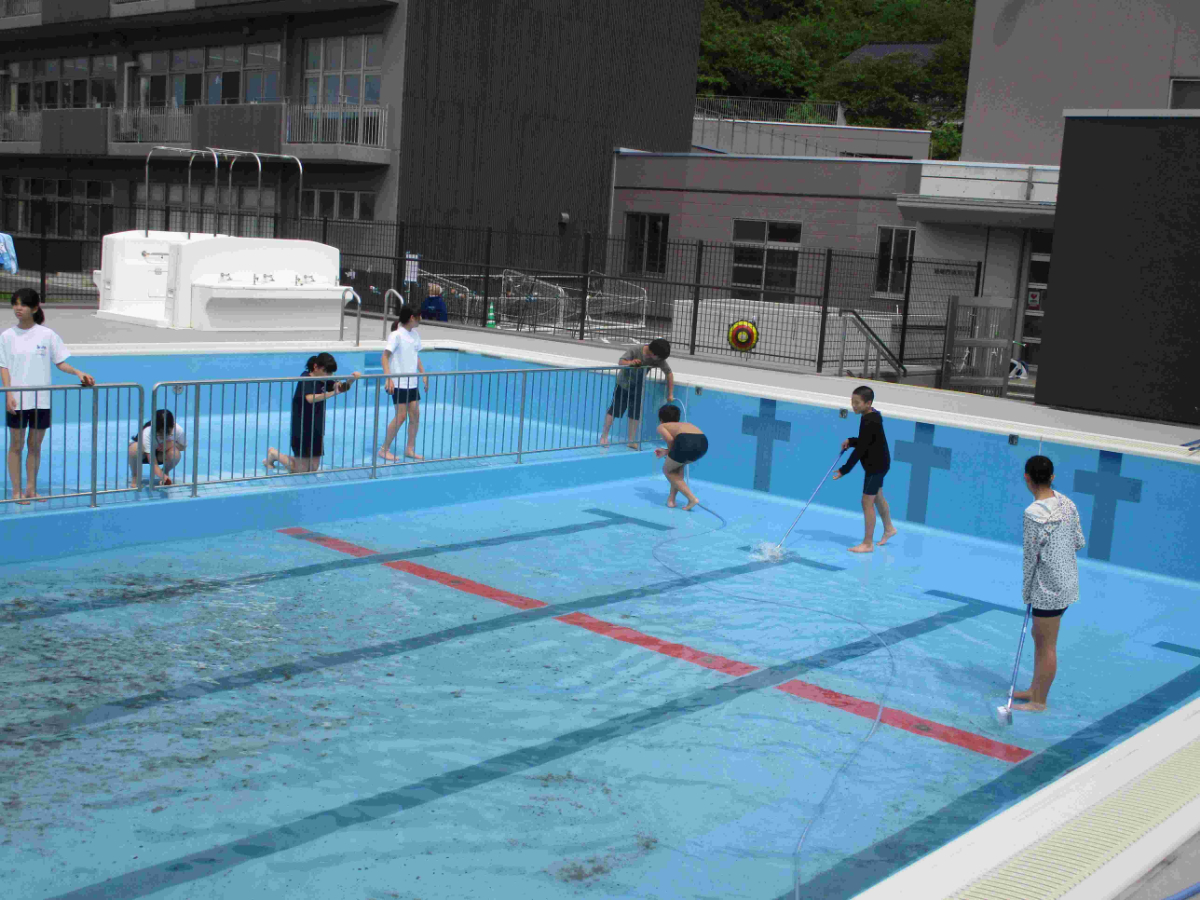 プール清掃